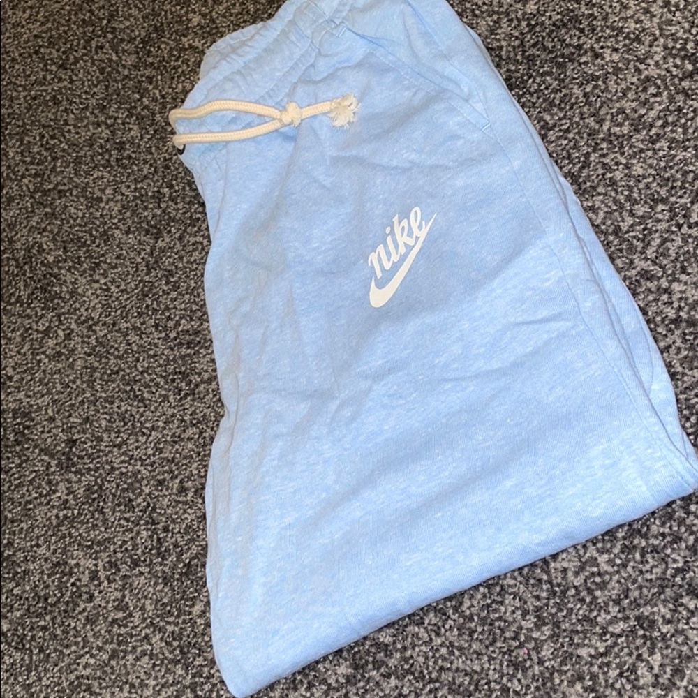 Light blue nike thin sweats ❤️